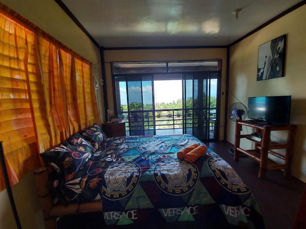 Island Samal Overlooking View House With Swimming Pools San Antonio  Exterior photo